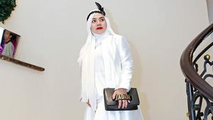 Potret Gaya Mewah Sarita Abdul Mukti yang Lagi Dekat dengan Vicky Prasetyo