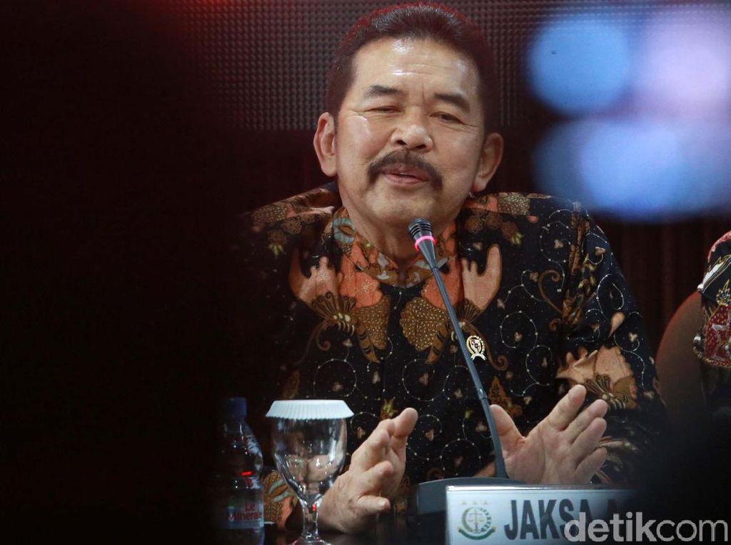 Pesan di Balik Pembubaran Jaksa Kawal Pembangunan Pesan di Balik Pembubaran Jaksa Kawal Pembangunan