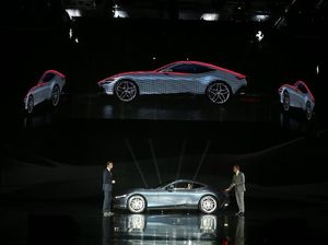 Ferrari dari Nama Ibu Kota Italia Meluncur