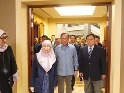 Prabowo Bertemu Anwar Ibrahim-Wan Azizah di Malaysia