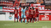 Kemenangan ini membuat Persija tak beranjak dari peringkat ke-12 klasemen Liga 1, namun poin mereka semakin menjauhi zona degradasi. 