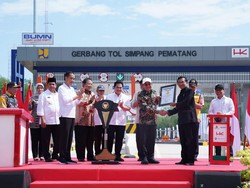 Buka Tol Terpeka, Jokowi: Ini Terpanjang yang Pernah Saya Resmikan