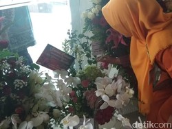 Kelahiran Cucu Ketiga Jokowi, Karangan Bunga Banjiri RS PKU Solo
