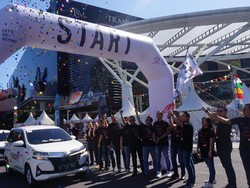 Fun Trip Avanza-Veloz Sebangsa Kunjungi Tempat Bersejarah di Bandung