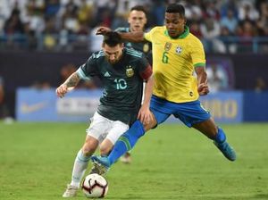 Sempat Ditepis, Ini Penalti Messi yang Kalahkan Brasil