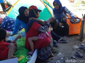 Nekat Tempati Lahan Pascaekskusi di Banyuwangi, Warga Mulai Sakit Nekat Tempati Lahan Pascaekskusi di Banyuwangi, Warga Mulai Sakit