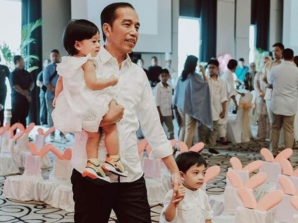 Kahiyang Melahirkan Anak Kedua, Jokowi Kini Punya Empat Cucu