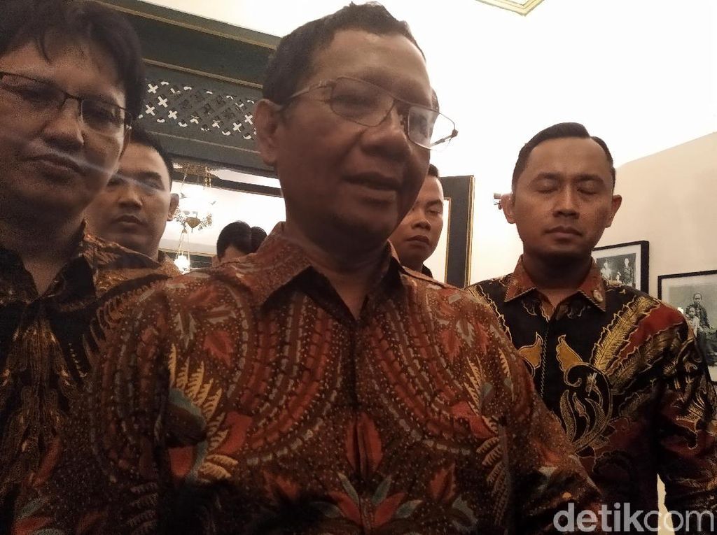Mahfud Md: Veronica Koman Ingkar Janji Kembali ke Indonesia Mahfud Md: Veronica Koman Ingkar Janji Kembali ke Indonesia