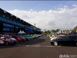 Intip Keseruan Silaturahmi Pecinta Otomotif di JogjaCARta