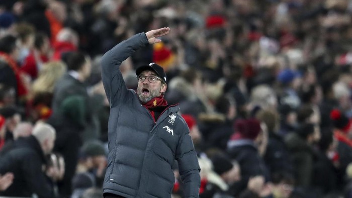 Liverpools manager Jurgen Klopp gestures during the English Premier League soccer match between Liverpool and Manchester City at Anfield stadium in Liverpool, England, Sunday, Nov. 10, 2019. (AP Photo/Jon Super)