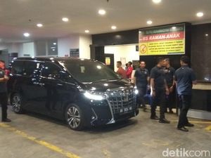 Kaesang Pangarep Jenguk La Lembah Manah Kaesang Pangarep Jenguk La Lembah Manah