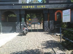 Hutan Gunung Lawu Terbakar, Jalur Pendakian Melalui Cemoro Sewu Ditutup