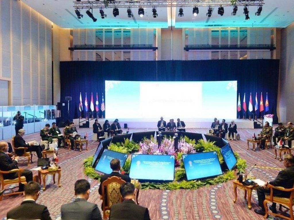 Prabowo: ASEAN Harus Jadi Penyeimbang di Kawasan Indo-Pasifik
