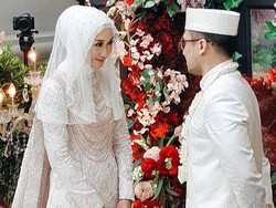 Menikah Lagi, Gaya Dian Pelangi Terinspirasi dari Pengantin Thailand