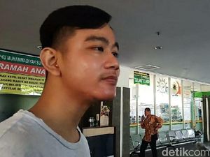 Selvi Ananda dan La Lembah Manah Rencananya Pulang dari RS Besok Selvi Ananda dan La Lembah Manah Rencananya Pulang dari RS Besok