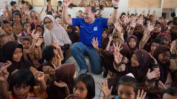 Peduli Pendidikan Lewat Renovasi Perpustakaan dan Fasilitas Sekolah
