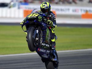 Kalau Rossi Pensiun dari MotoGP, Akankah Penjualan Yamaha Drop?