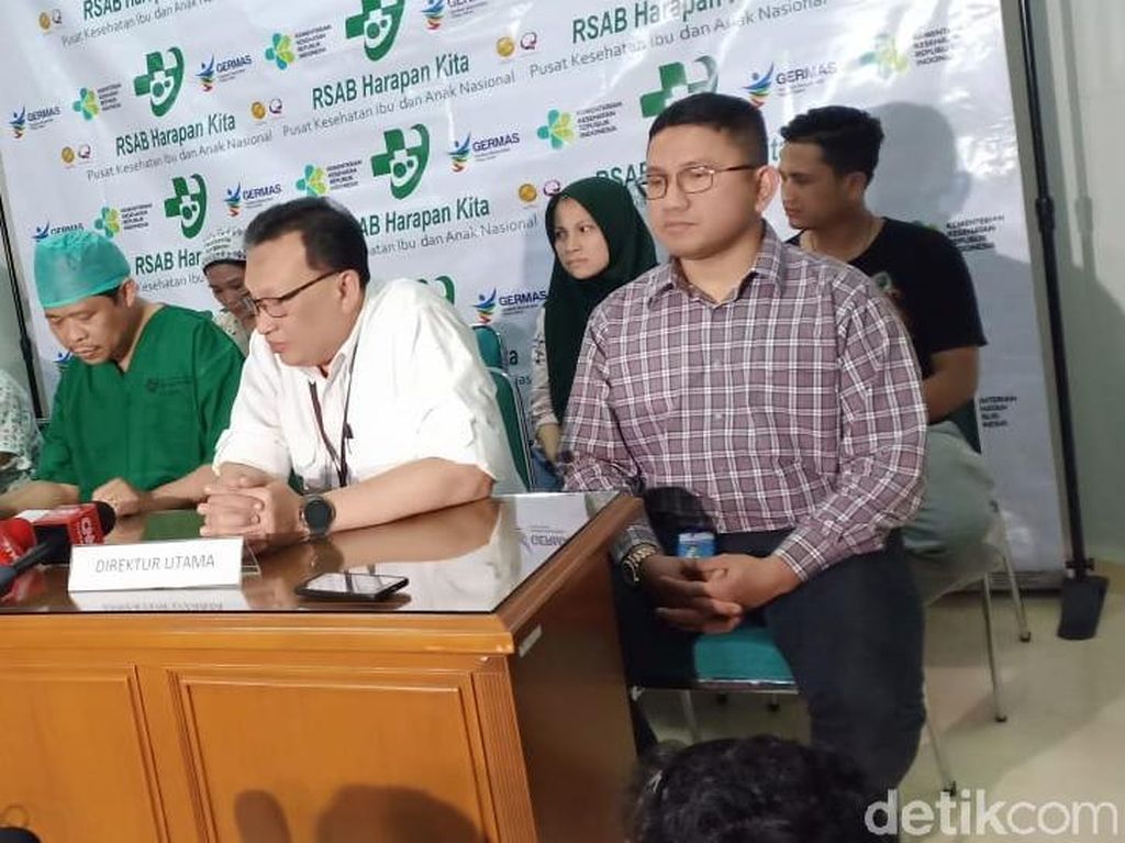 Operasi 10 Jam Berhasil, Kembar Siam Ardi dan Ardan Bisa Segera Pulang Operasi 10 Jam Berhasil, Kembar Siam Ardi dan Ardan Bisa Segera Pulang