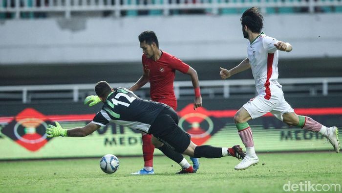 Muhammad Rafli mengaku tak terbebani jika nanti harus menjadi ujung tombak Indonesia di SEA Games 2019 (Foto: Rifkianto Nugroho/detik.com) Muhammad Rafli mengaku tak terbebani jika nanti harus menjadi ujung tombak Indonesia di SEA Games 2019 (Foto: Rifkianto Nugroho/detik.com)