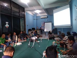 Buruh di Jawa Timur Tolak UMK dan UMP Tahun 2020