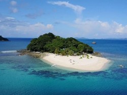 Mengintip Keindahan Pulau Pribadi di Filipina