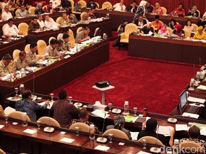 Kementan Dicecar soal Data Tak Akurat, Rapat Komisi IV DPR Memanas