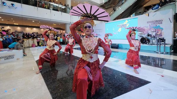 Potret Kemeriahan Indonesia Menari 2019
