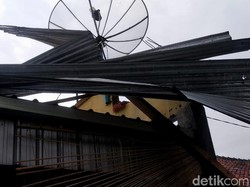 Puluhan Rumah Rusak Diterjang Angin Kencang di Pemalang