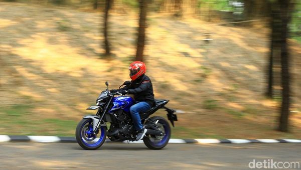 Tes Ride Yamaha MT-25