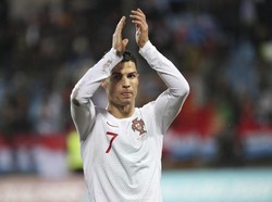 Bisnis Pakaian Dalam Cristiano Ronaldo Lesu Dihantam Corona