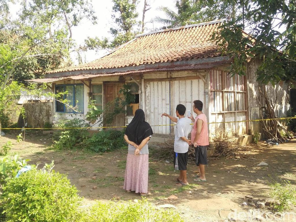 Ibu Remaja yang Ditemukan Tewas Terkubur di Pekarangan Dicek Kejiwaannya Ibu Remaja yang Ditemukan Tewas Terkubur di Pekarangan Dicek Kejiwaannya