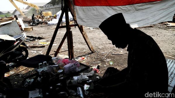Mereka yang Bertahan di Tanah Penggusuran Sunter