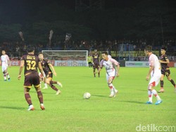 PSM Vs Persipura: Juku Eja Hajar Mutiara Hitam