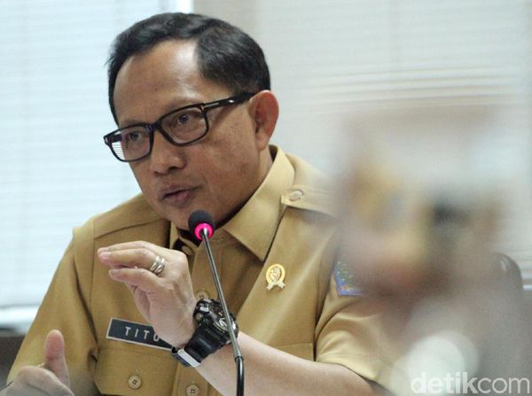 Mendagri Bersama Komite I DPD Rapat Soal Pilkada