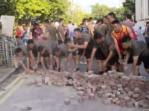 Tentara China Sempat Turun ke Jalan di Hong Kong