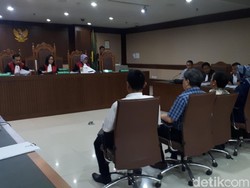 Cerita Sopir Eks Dirkeu PT AP II Selalu Diajak Selfie Tiap Terima Duit