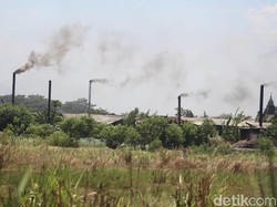 Pengusaha Tahu Tolak Bahan Bakar Alternatif Pengganti Sampah Plastik Impor