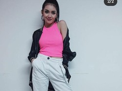 Unggah Momen Sebelum Ayah Meninggal, Kania Bintang Pantura Bicara soal Teluh