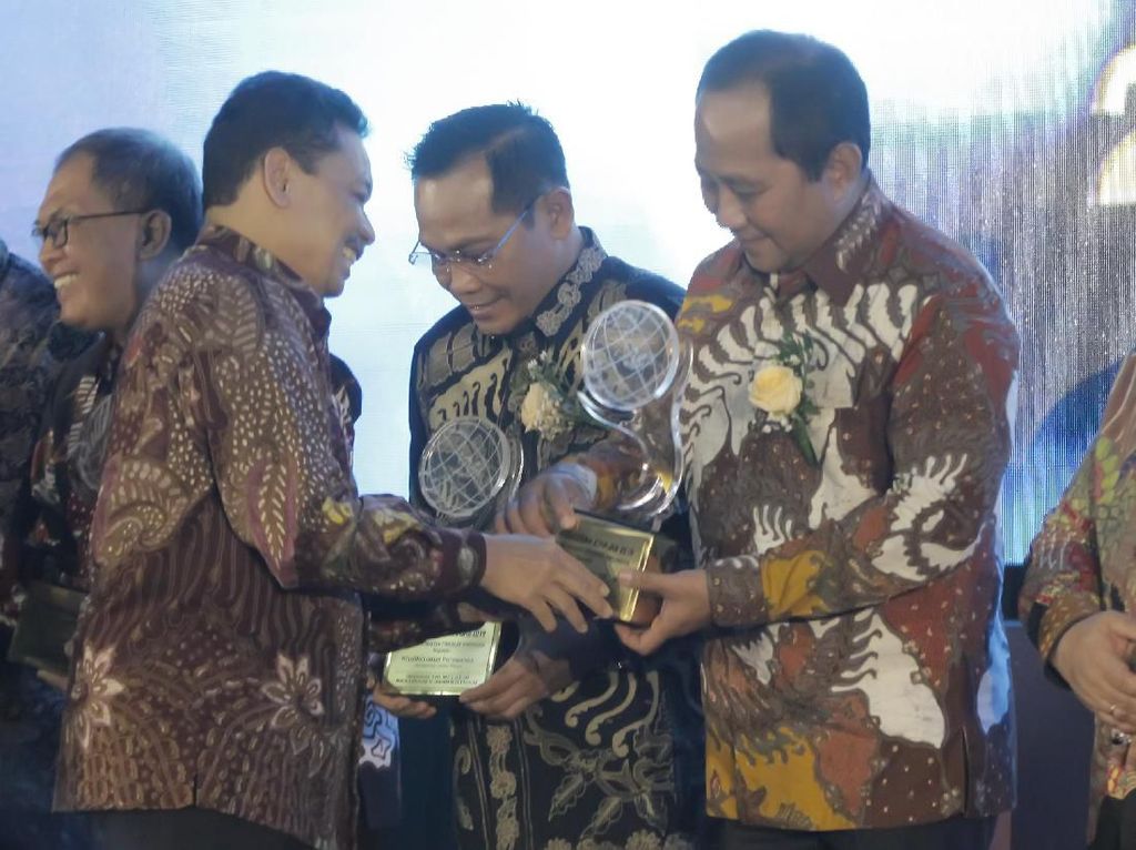Kota Semarang Didaulat Jadi Kota Sehat dengan Predikat Tertinggi Kota Semarang Didaulat Jadi Kota Sehat dengan Predikat Tertinggi