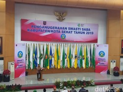 Seloroh Tito: Saya di Akabri di Belakang Terus karena Stunting, Makan Kerupuk