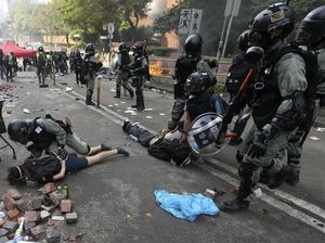 1 WN Jepang Ditangkap di Dekat Kampus Hong Kong yang Dikepung Polisi