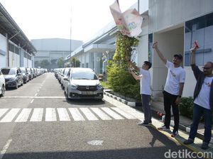 Adu Irit, Mobilio Tembus 28 Km Per Liter