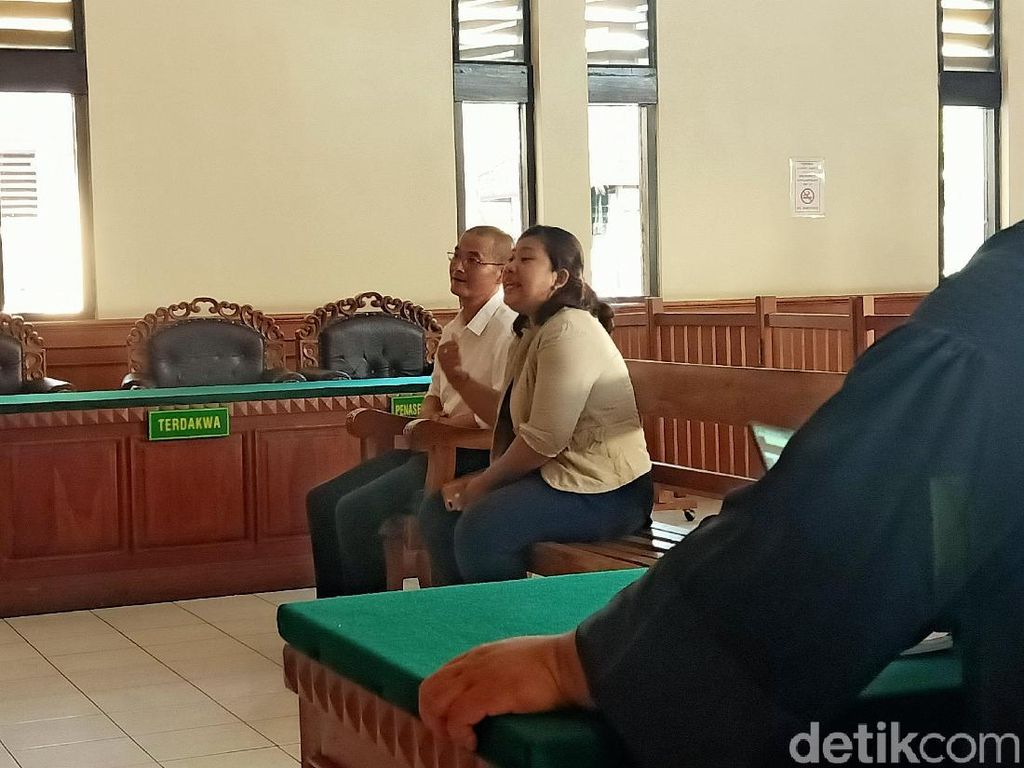 Liburan Tanpa Paspor dan Visa ke Bali, WN China Dihukum 8 Bulan Bui Liburan Tanpa Paspor dan Visa ke Bali, WN China Dihukum 8 Bulan Bui