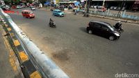 Jalan Raya Pondok Gede Kini Bersih dari Genangan dan Sampah