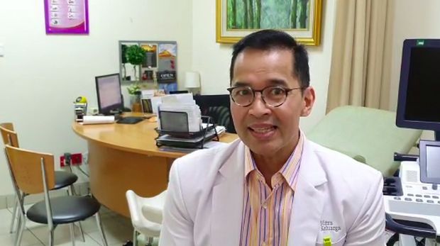 Heboh Betrand Peto Minum ASI Sarwendah, Ini Penjelasan Dokter