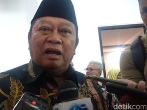 Terjaring OTT KPK, Bupati Sidoarjo Dibawa ke Jakarta Pagi Ini Terjaring OTT KPK, Bupati Sidoarjo Dibawa ke Jakarta Pagi Ini