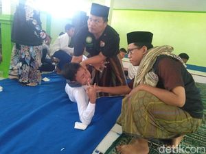 Makhluk Gaib Bikin Siswa SMP Jombang Kesurupan, Ini Kata Ahli Saraf Makhluk Gaib Bikin Siswa SMP Jombang Kesurupan, Ini Kata Ahli Saraf