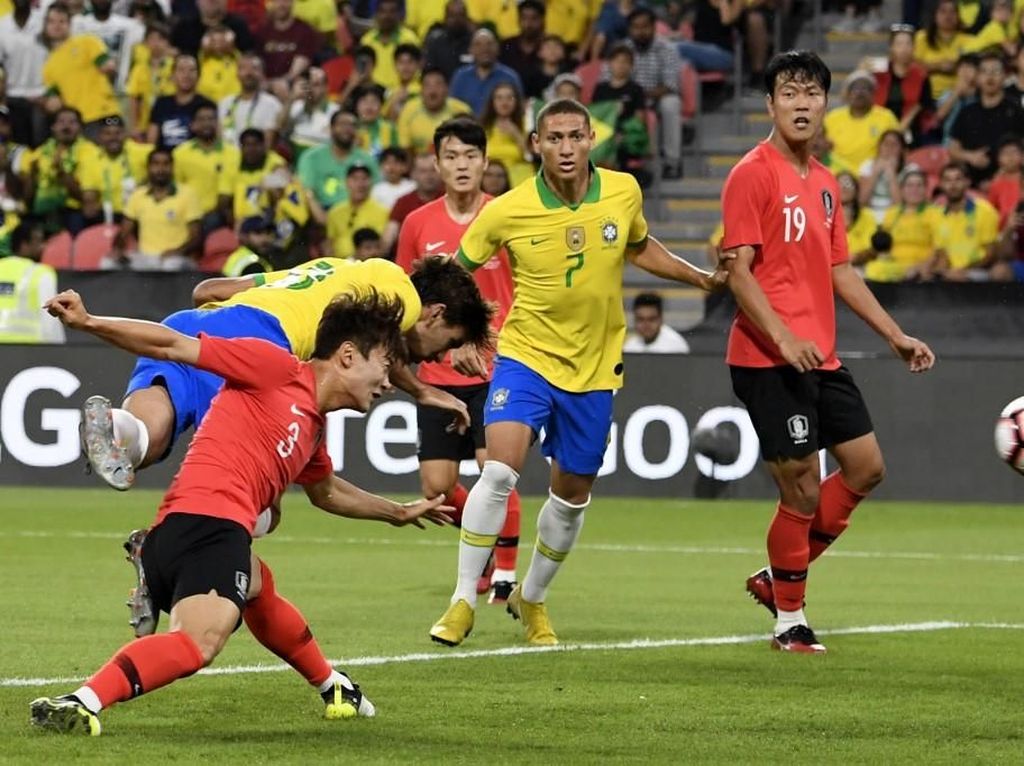 Akhiri Puasa Kemenangan, Brasil Atasi Korea Selatan 3-0 Akhiri Puasa Kemenangan, Brasil Atasi Korea Selatan 3-0