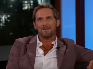 Tinggal di Bali, Aktor Hollywood Ini Alami Pengalaman Menyeramkan Tinggal di Bali, Aktor Hollywood Ini Alami Pengalaman Menyeramkan