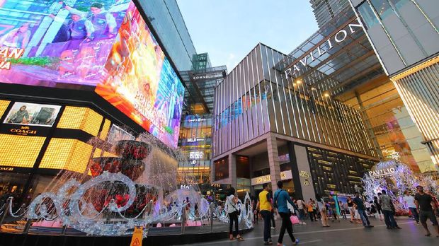 Kuala Lumpur Malaysia - November19, 2018: Unidentified people visit Pavilion shopping mall in Bukit Bintang Kuala Lumpur Malaysia